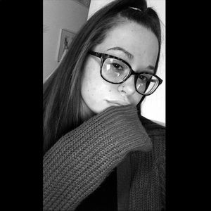 Meet your Posher, Kaitlyn